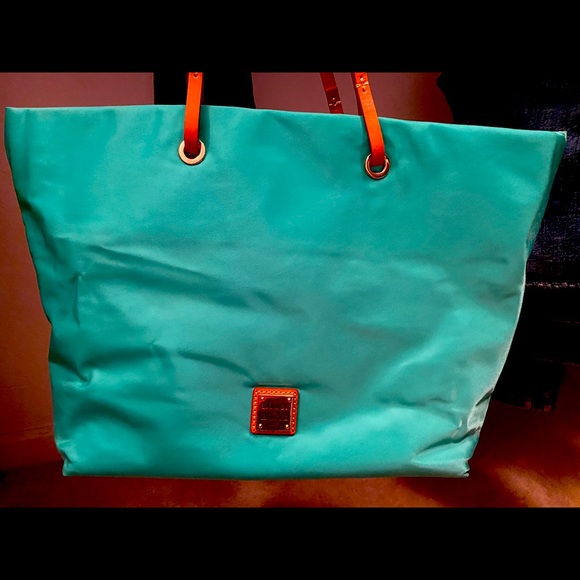 Dooney & Bourke Addison tote - Picture 1 of 2